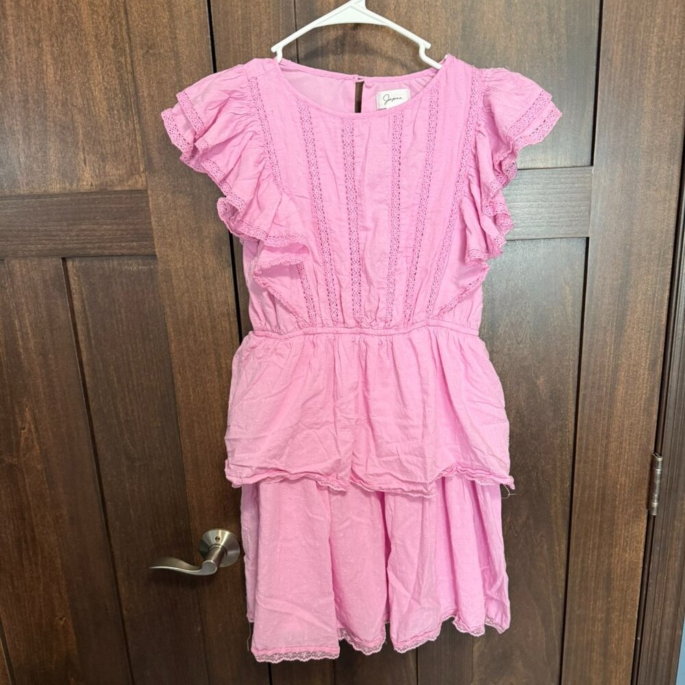 Adorable Gently Used Pink Ruffled Dress - Size M